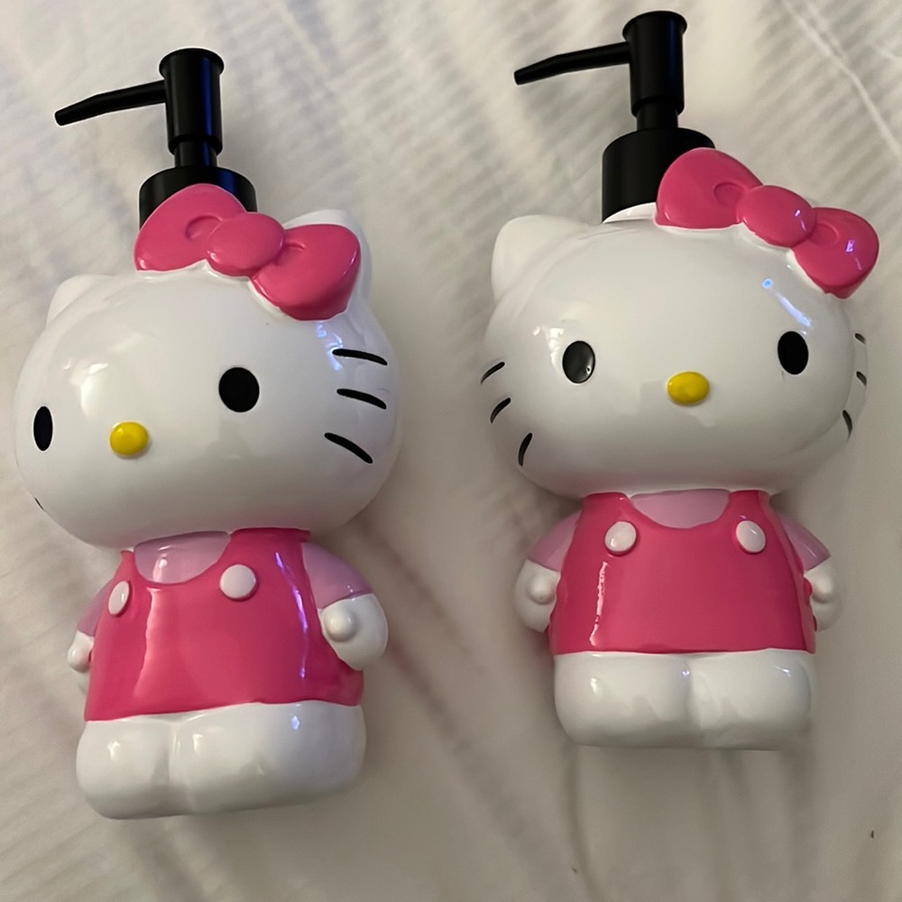 Hello Kitty Soap/Lotion Dispensers(2)